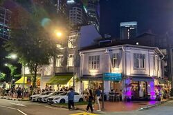 Club Street (D1), Retail #613837201